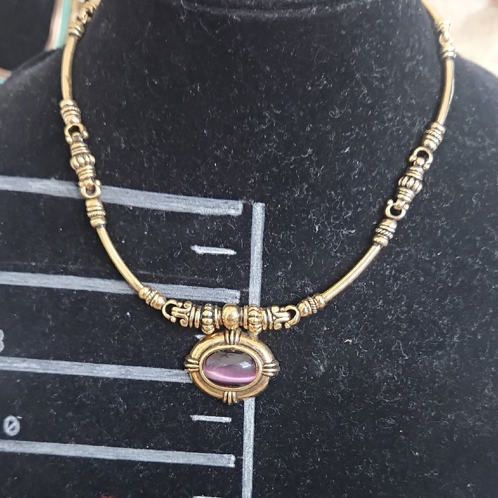 Vintage Nina Ricci For Avon‎ Gold Necklace with Purple Gem